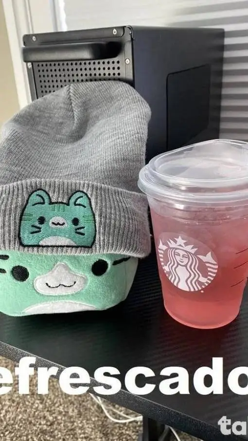 ai character: refrescador background