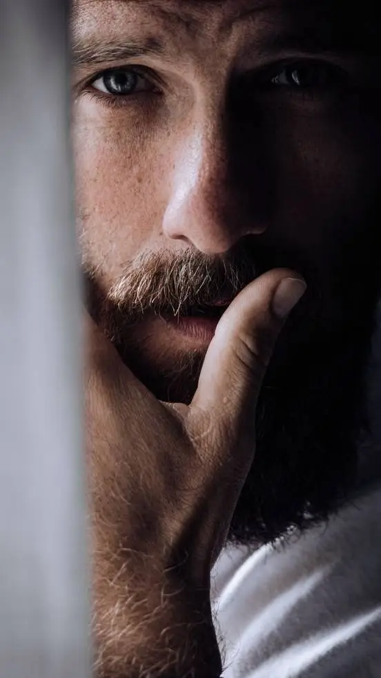 ai character: Benett background