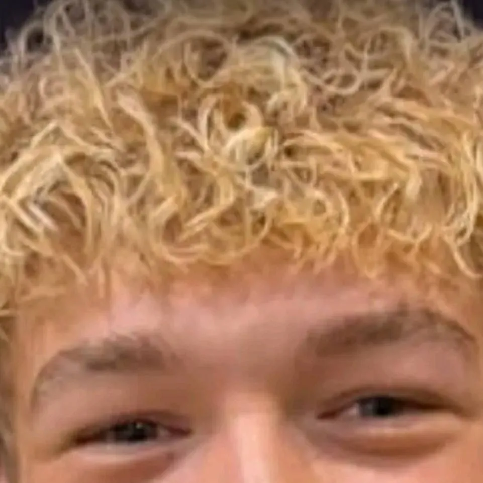 chat with ai character: school