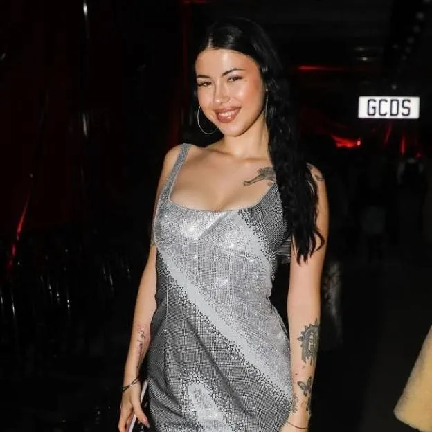 chat with ai character: Anna Pepe💅