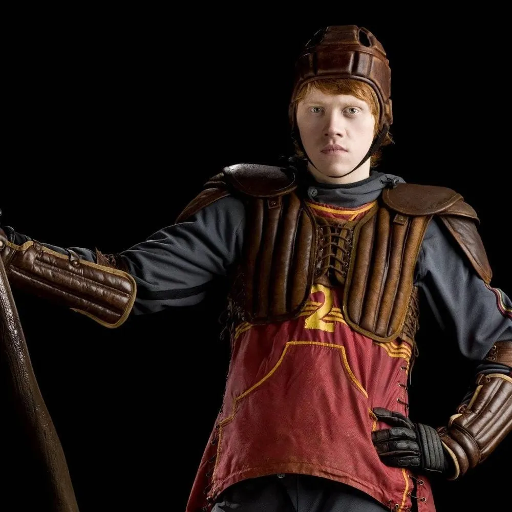 chat with ai character: Ron Weasley