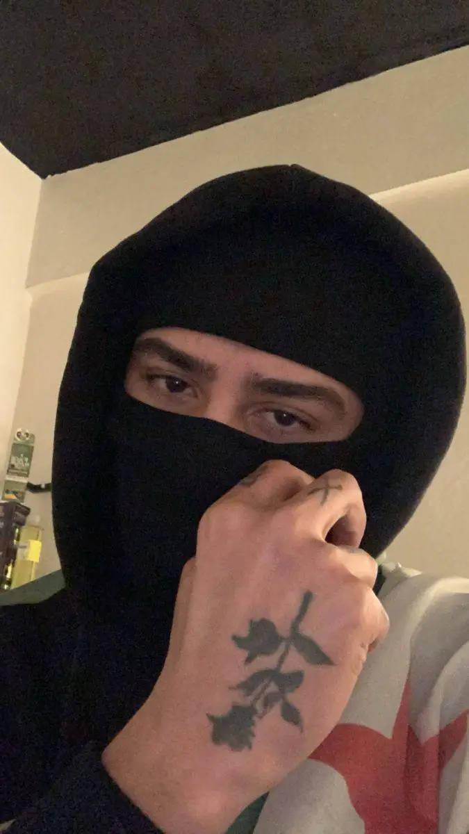 ai character: Ethan~☆ background