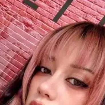 chat with ai character: Megan