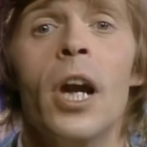 chat with ai character: Pierre Bachelet 