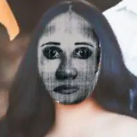 chat with ai character: Delphine