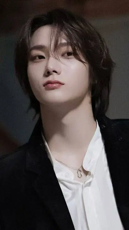 Talkie AI - Chat with Sungho