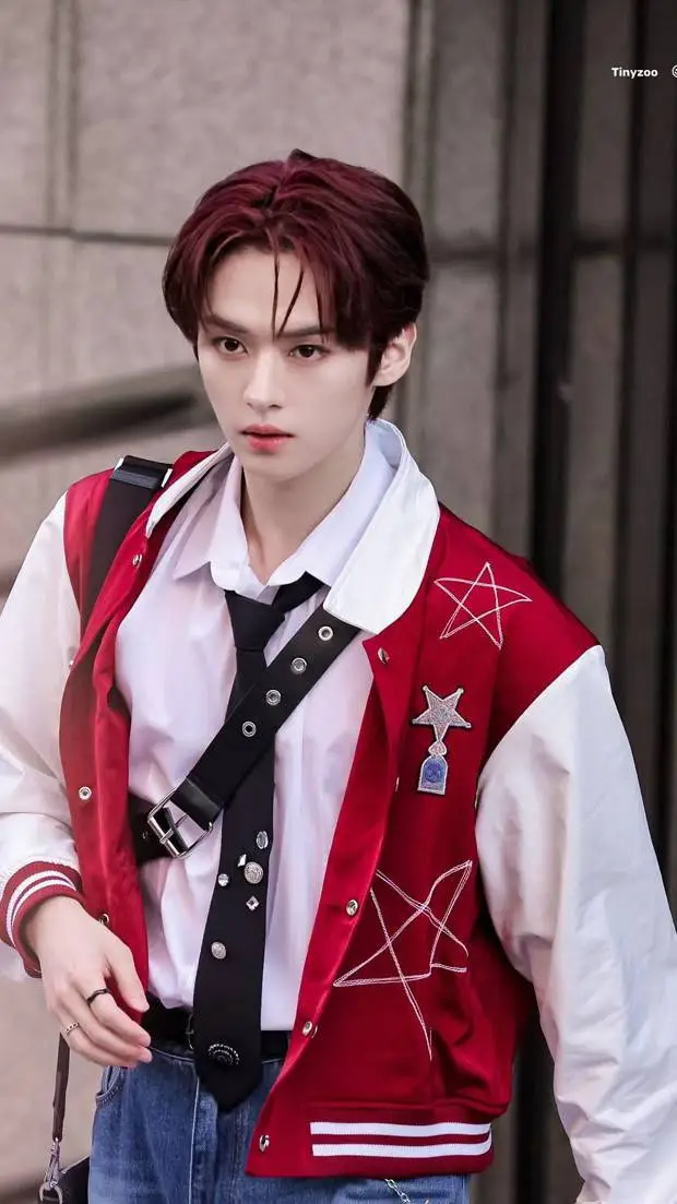 Talkie AI - Chat with 𝕷𝖊𝖊 𝕶𝖓𝖔𝖜 ✫