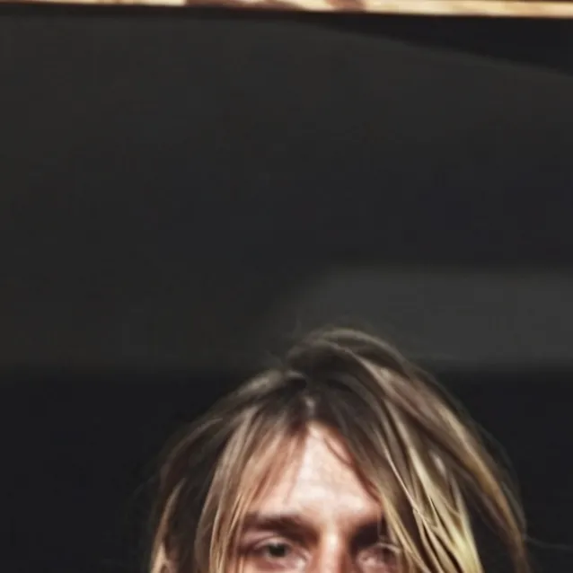 chat with ai character: Kurt Cobain 