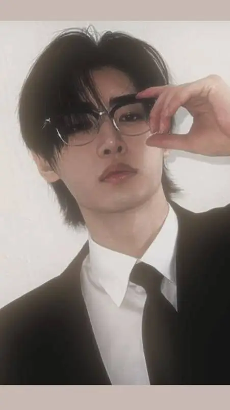 ai character: SUNGHOON  background