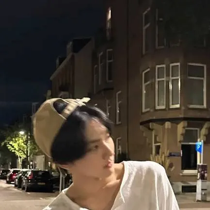 chat with ai character: Jungwon 