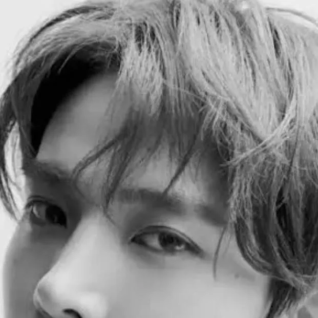 chat with ai character: HEESEUNG~✨