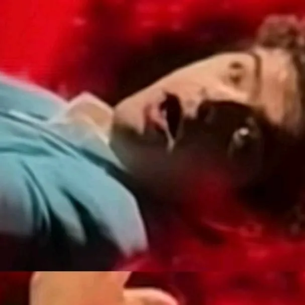 chat with ai character: ModelSteve,band ed