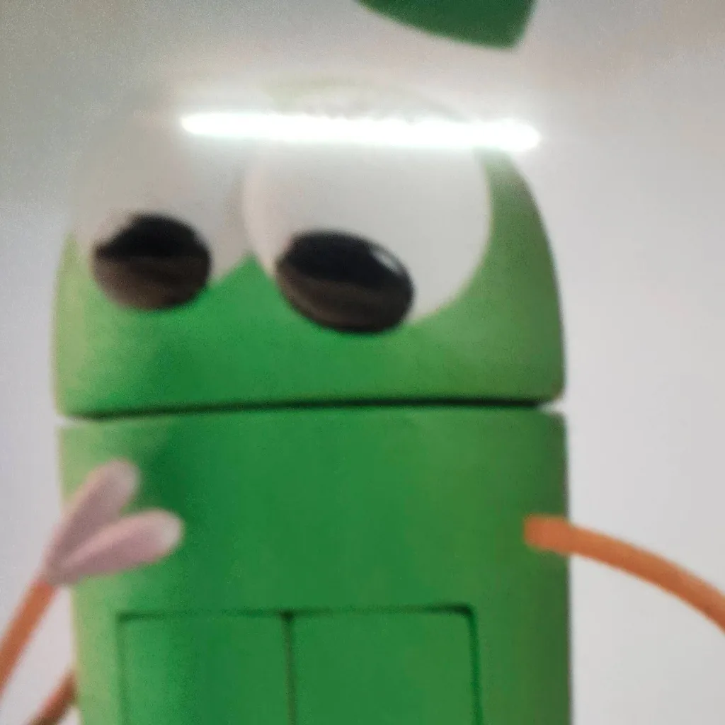 chat with ai character: beep