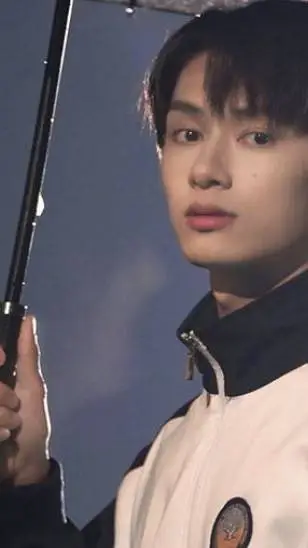 ai character: wen junhui background