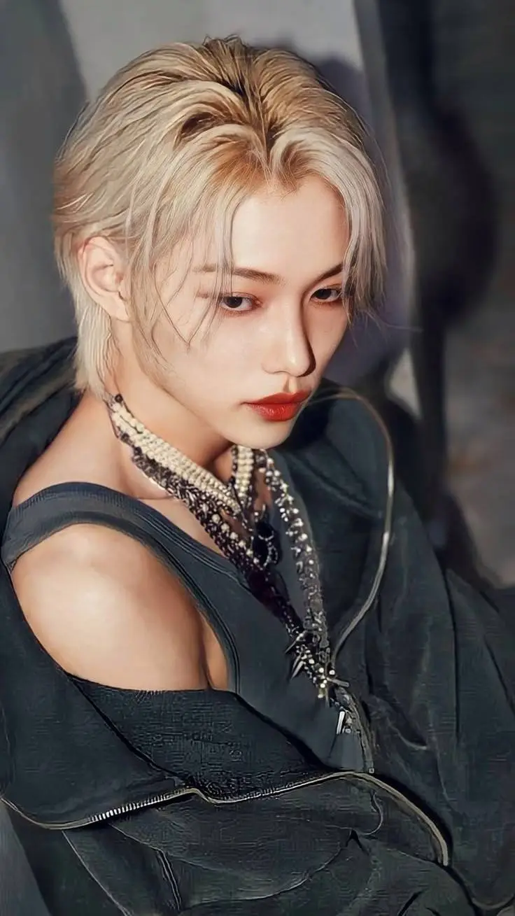 ai character: Felix background