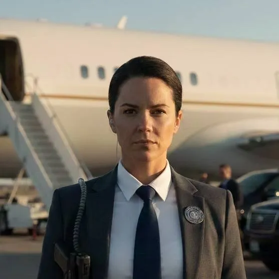 chat with ai character: Director Thorne