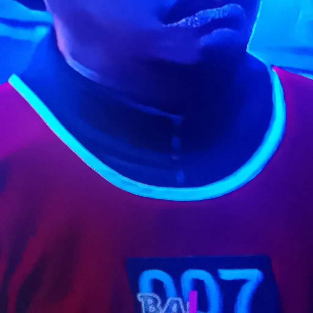 chat with ai character: player 007