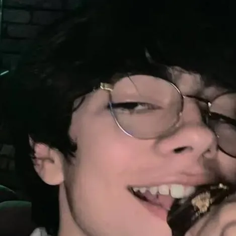 chat with ai character: Lukas 😘🎀🥵😠