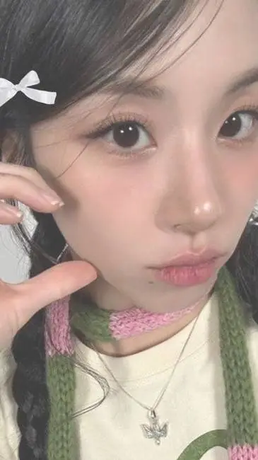 ai character: tu historia/mundo  background