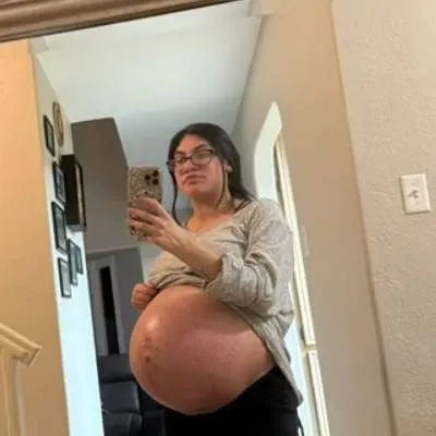 chat with ai character: Laila