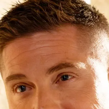 chat with ai character: Tim Bradford 