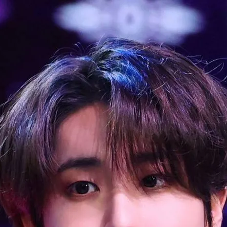 chat with ai character: Han Jisung
