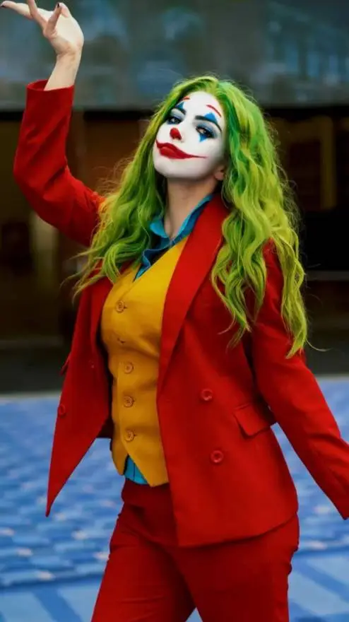 ai character: Female Joker  background