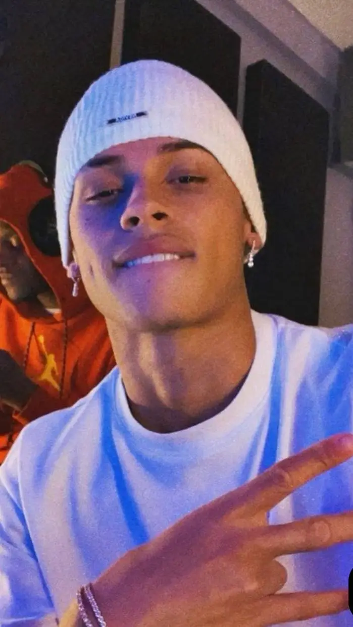 ai character: anthony  background