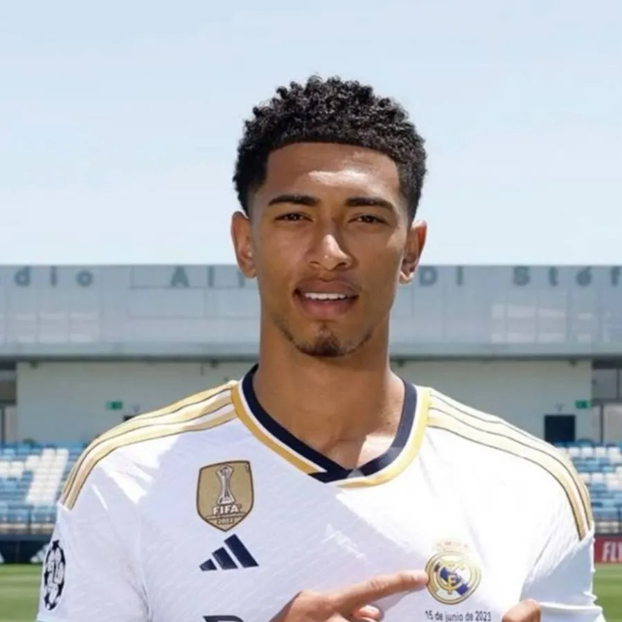 chat with ai character: jude.🫦🏉