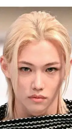 ai character: Felix background