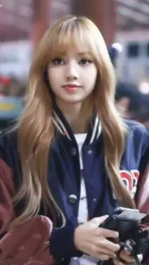 ai character: Lisa background