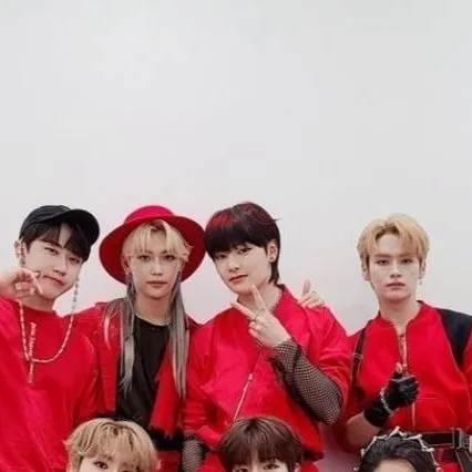 chat with ai character: SKZ.