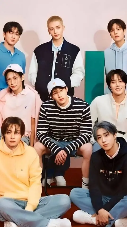 ai character: STRAYKIDS background