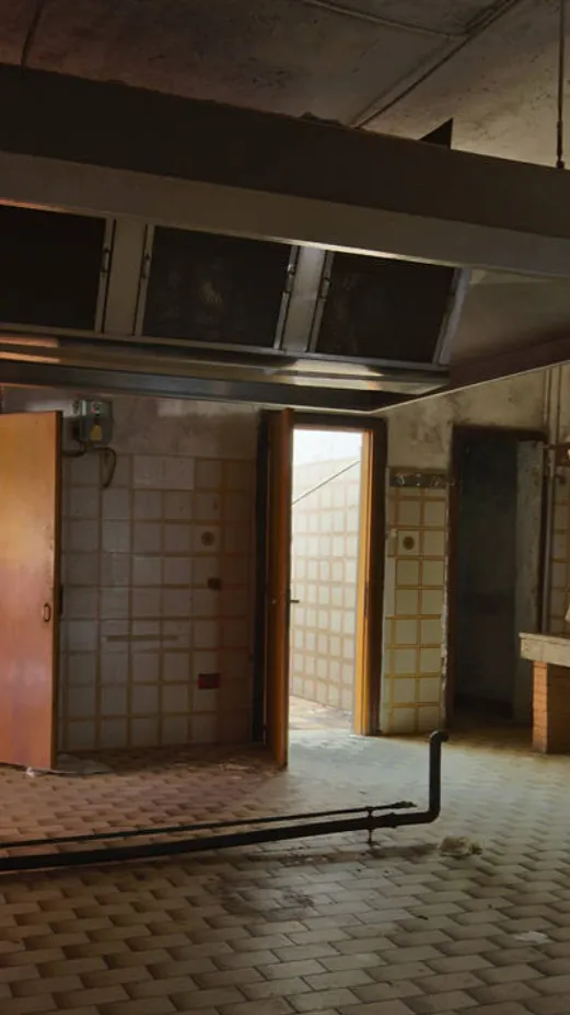 Talkie AI - Chat with ABANDONED PIZZERIA