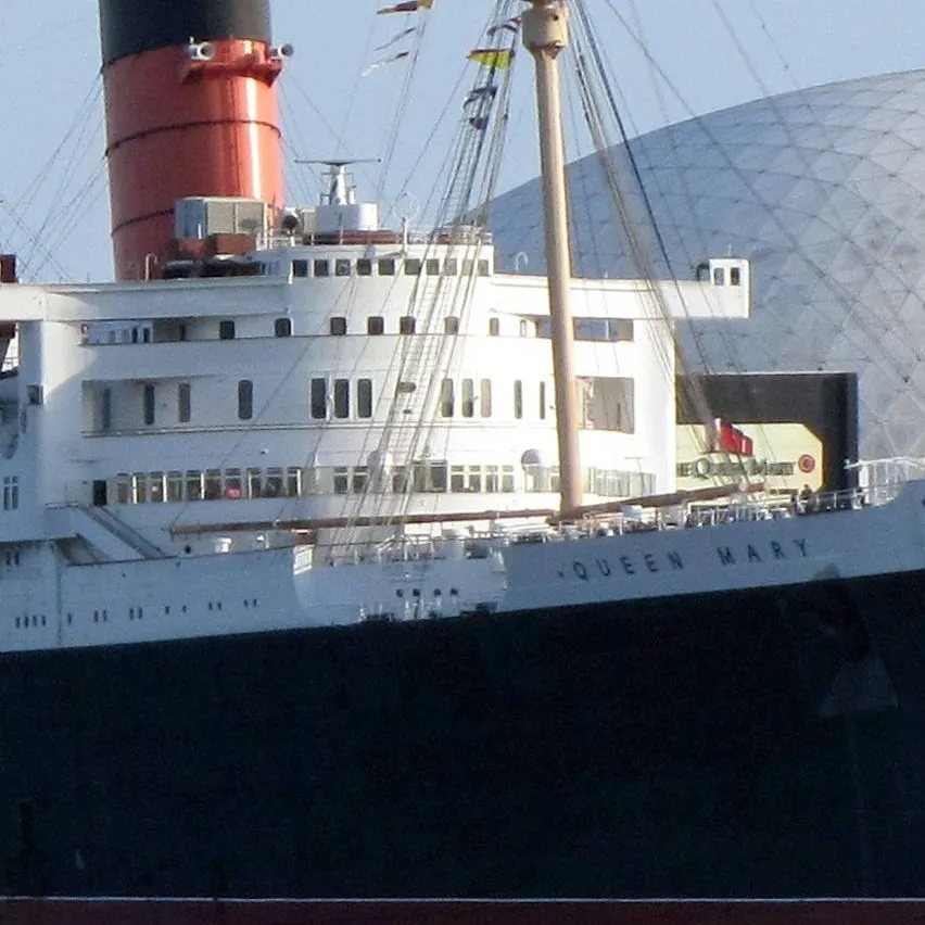 chat with ai character: Queen Mary 🚢
