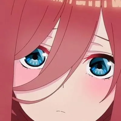 chat with ai character: Miku nakano 💗