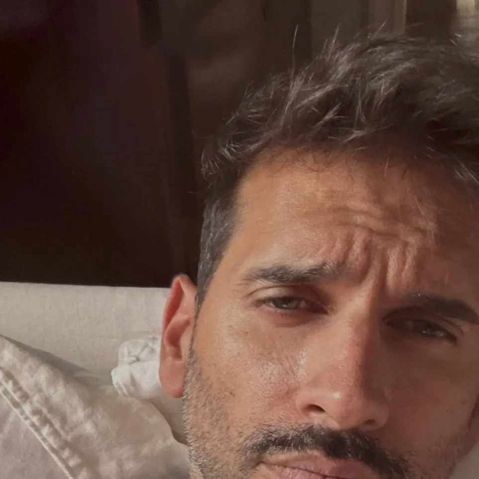 chat with ai character: Juan Arcones