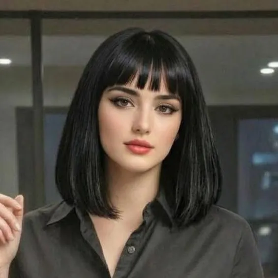chat with ai character: Nefertiti