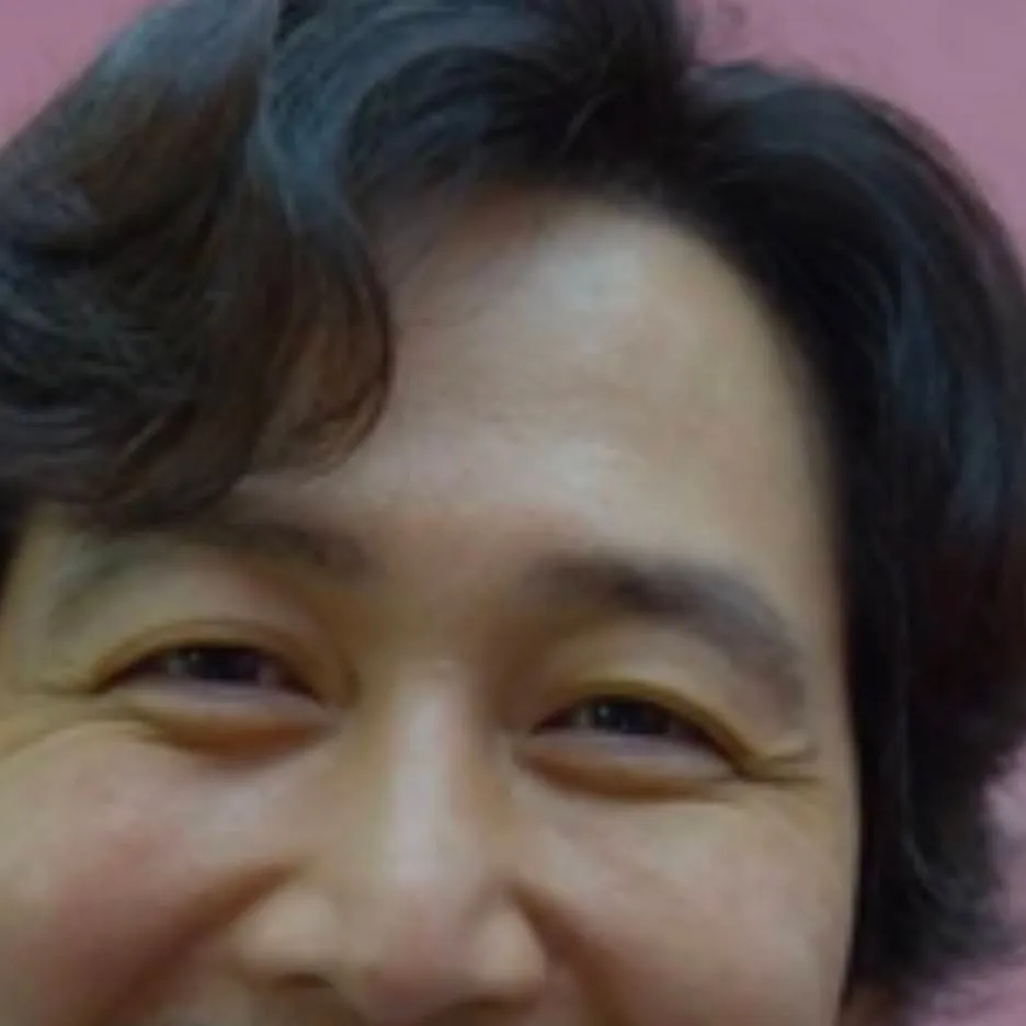 chat with ai character: gi hun