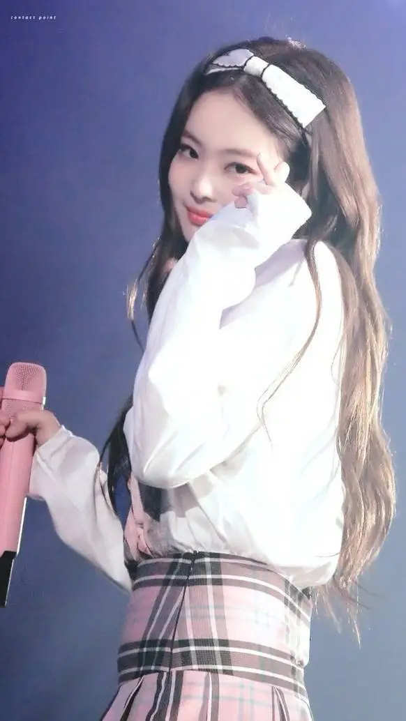 ai character: jennie  background