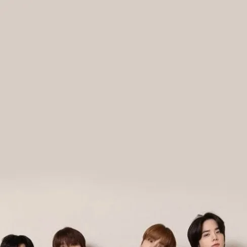 chat with ai character: The boyz