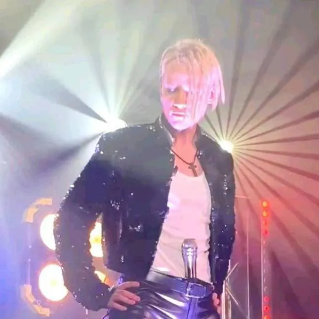 chat with ai character: ШАМАН