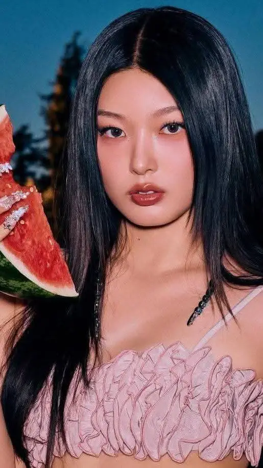 ai character: yoonchae  background