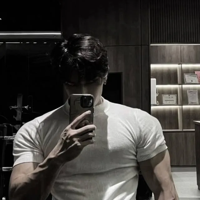 chat with ai character: Juan Montés 