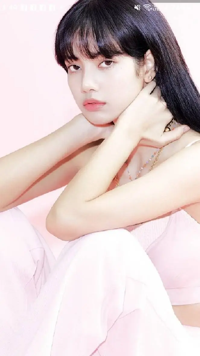 ai character: LISA background