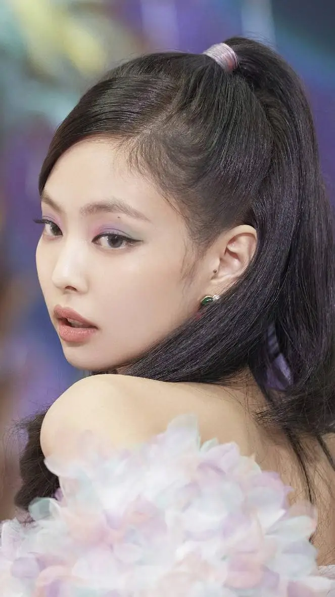ai character: JENNIE KIM background
