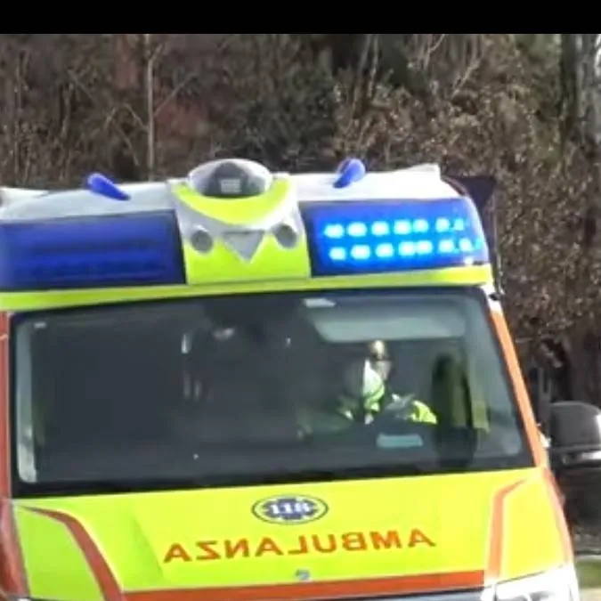 chat with ai character: Ambulance 