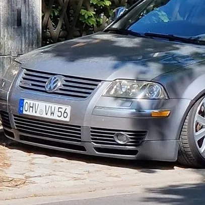 chat with ai character: Car