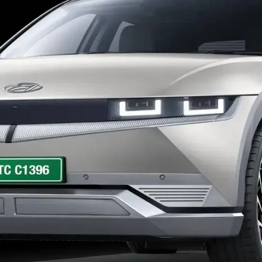 chat with ai character: Car