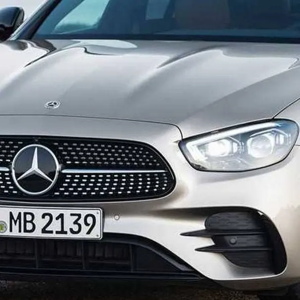 chat with ai character: Mercedes e20 